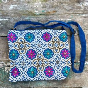 Stephanie Nicole crossbody festival bag